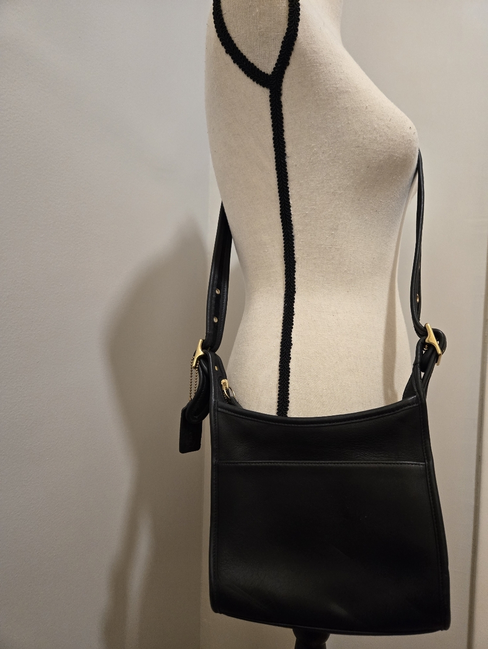 Coach Vintage Legacy 9997 Crossbody Purse